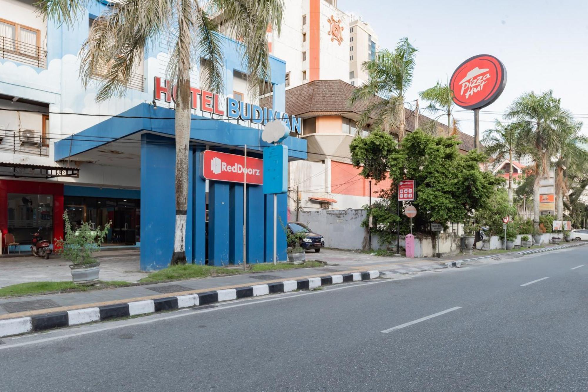 Reddoorz Near Plaza Balikpapan Hotel Bagian luar foto