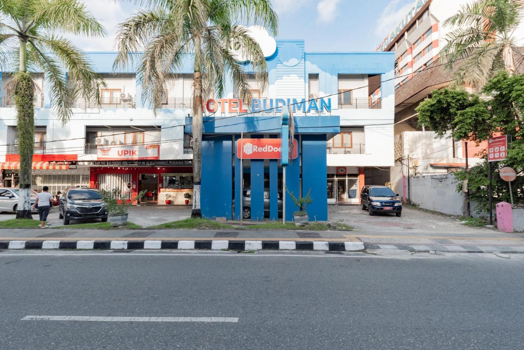 Reddoorz Near Plaza Balikpapan Hotel Bagian luar foto